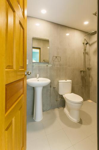 Bathroom, Four Coral Maafushi Guest House in Maafushi