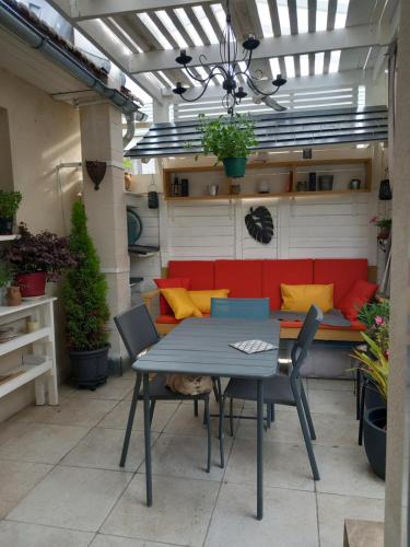 Chambre Cesar B&B- au 1er - Villa Chaumonty - Coulounieix-Chamiers