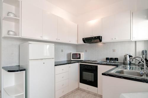Jed's Apartment - main image