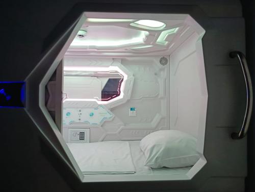 Capsule Hotel Happy lounge