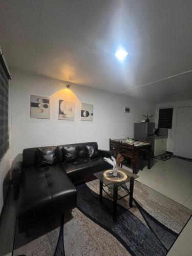 Cozy 2BR Home Near Clark Airport & Aqua Planet in Dau
