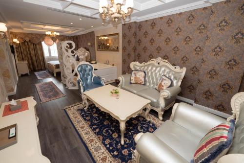 Hotel Britania 4