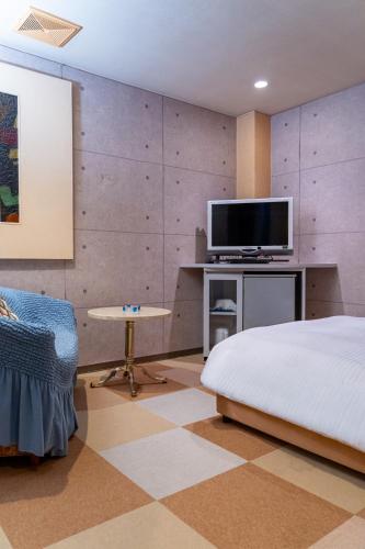 room detail thumbnail 1