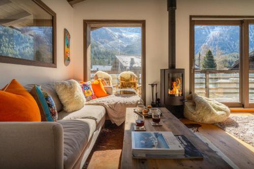 Chalet Manchot - OVO Network