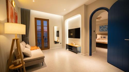 room detail thumbnail 0