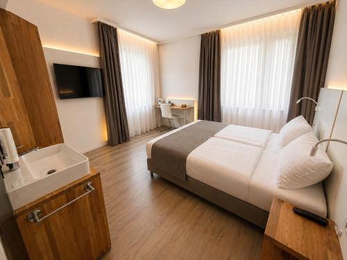 Hotel Drei Könige - image 40