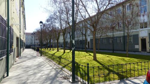 Apartamento Aluche con parking gratuito, Madrid