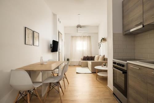 Ourania Lofts and Suites – khách sạn tại Charilaou