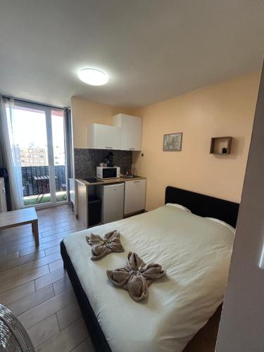 Magnifique studio neuf avec balcon - Location saisonnière - Laxou