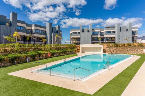 3 BR Apartment Oasis 325 With Pool And Gym