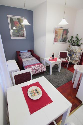 White Apartment - main image