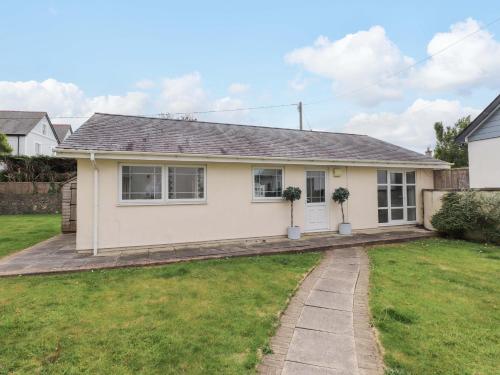 The Bungalow Pwllheli - image 15