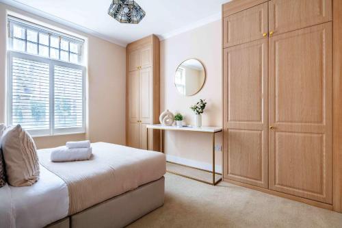 BnBNova - 3BR - Heart of Mayfair - Bond St - image 5