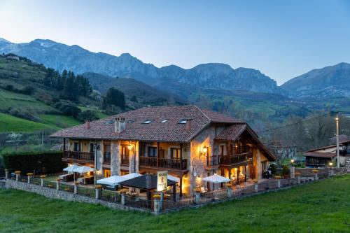Viesnīcas āriene, Posada El Corcal de Liebana in Cillorigo De Liebana