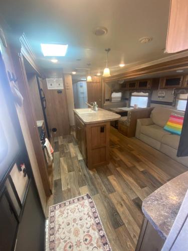 Cozy Camper - Free Parking in Miami, USA