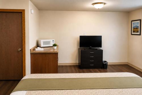 Homestead Inn - image 32