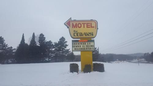 Cedars Motel