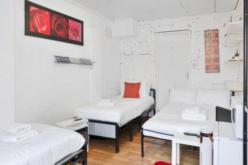 Edinburgh Royal Hospital Airport Free Moet And Parking Daily Breakfast - image 9
