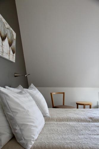 Bed, Neeme Sadama Resto & Puhkemaja in Kaberneeme