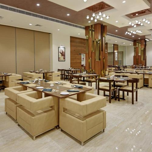 Hotel Bellwood Near IGI International Delhi Airport photo 5