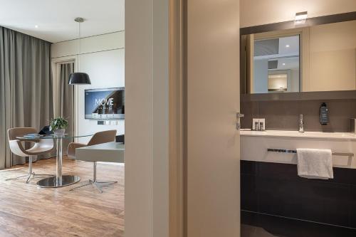 DoubleTree by Hilton Hotel Venice - North - image 6
