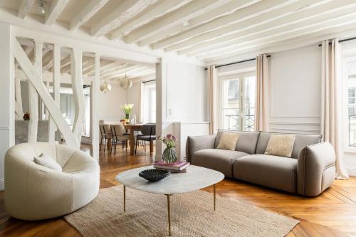 Wonderful apartment 3bedr Saint Honoré, Parigi