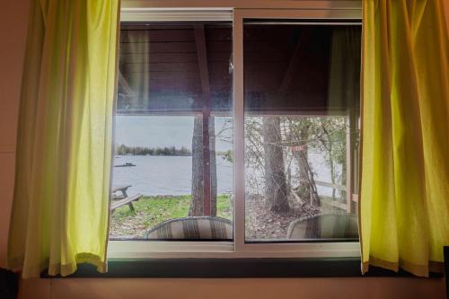 Ambleside - 2-Bedroom Cottage #4, Kawartha Lakes (zdjęcie 10)