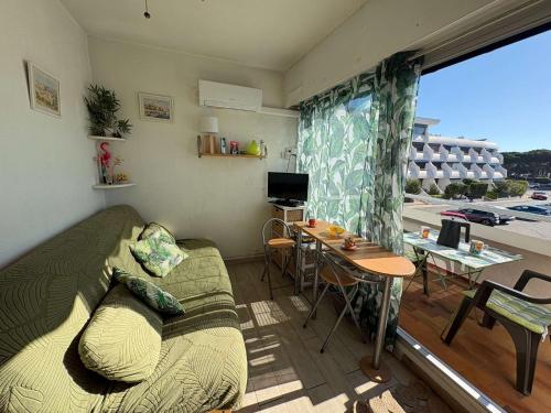 Appt studio cabine climatisé PORT CAMARGUE PC440-330