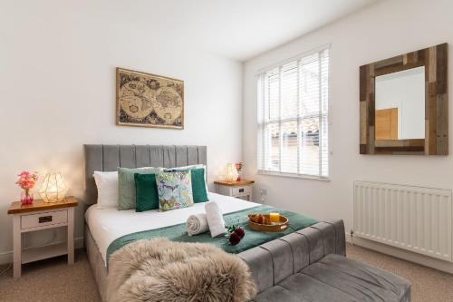 Modern Penthouse with Balcony - Near Beach & Town - Lowestoft