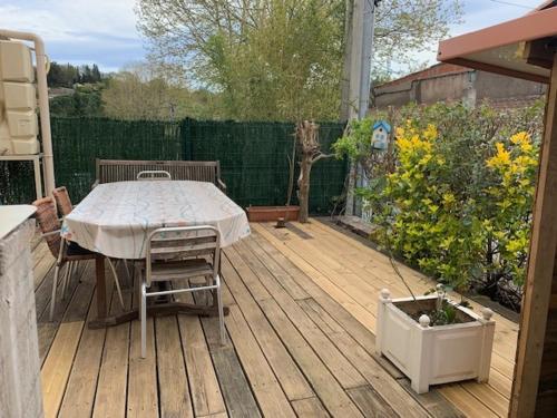 VILLA NOEMIE F1, terrasse privative