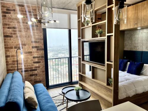 Comfort and style in downtown