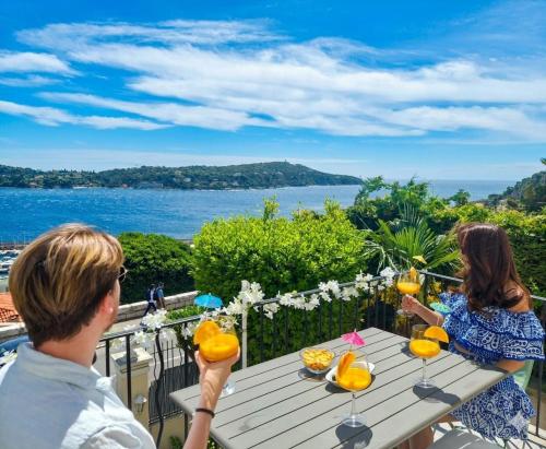 Villa with a view of Villefranche-sur-Mer Bay