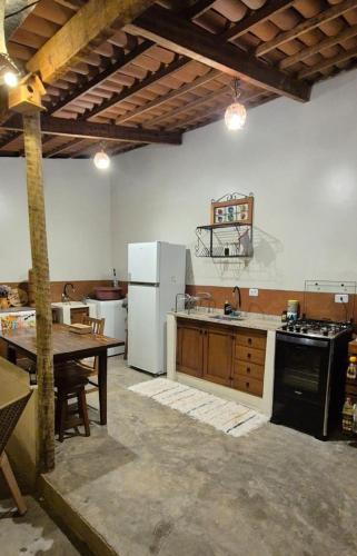 virtuve, Estúdio aconchegante com cozinha externa e quintal (Estudio aconchegante com cozinha externa e quintal) in Morro Do Chapéu