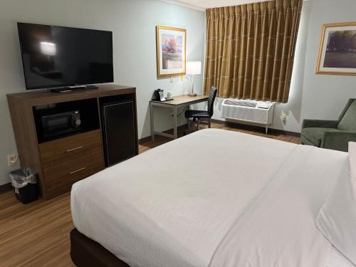 Comfort Inn of Livonia - image 24
