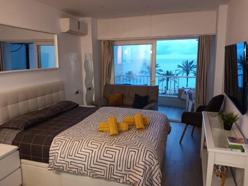 Comfortable studio in Marbella with sea views