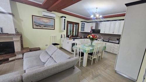 Olive Garden Apartments in ヴェリポヘ