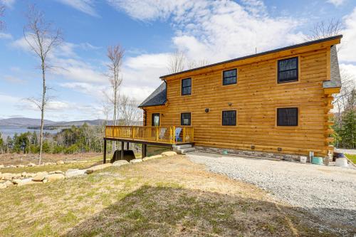 Newfound Lake Getaway: Cabin w/ Deck, Fire Pit in Bristol (NH)