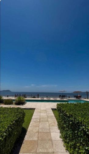 Refúgio exclusivo Beira Mar com Piscina Privativa – khách sạn tại Vila Luiza