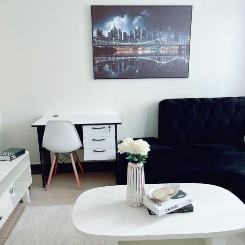 Pure Haven Luxe Homes Kamakis in 魯依魯
