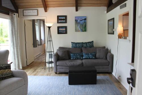 River Bend Cabin in Union (WA)