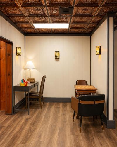 Rocky Mountain Hotel & Conference Center - image 35