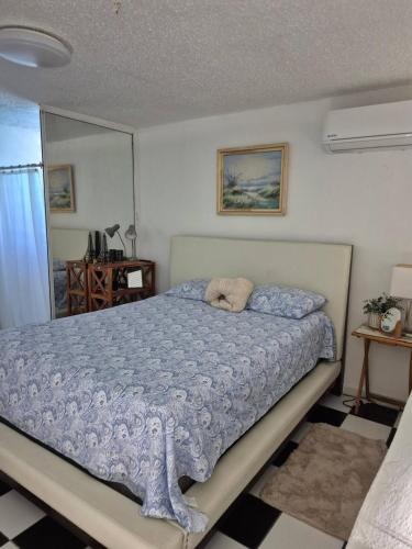Cozy 1BR Apartment in Levittown for 2 Guests – khách sạn tại Levittown