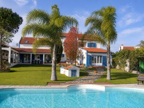 Spacious villa with pool, near Lisbon, for families and groups gîte à louer Pontével