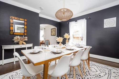 Emerywood Retreat - Chic Interiors in a Premier Neighborhood in Ponto Alto (NC)