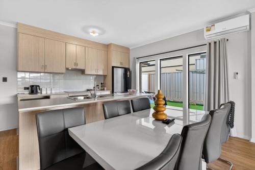 1 Britannia Pde Hindmarsh Island in Hindmarsh Island sala