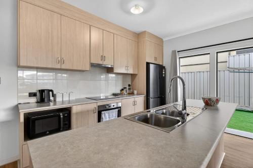 1 Britannia Pde Hindmarsh Island in Hindmarsh Island sala
