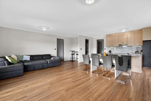 1 Britannia Pde Hindmarsh Island in Hindmarsh Island sala