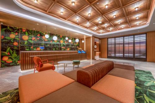 Lobby, Orange Hotel Xi'an Jiaotong University Xingqing Palace Metro Station in Xing Qing Gong Park