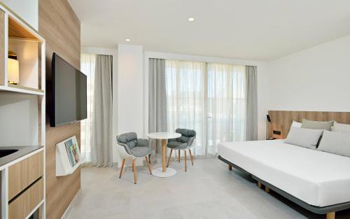 room detail thumbnail 0