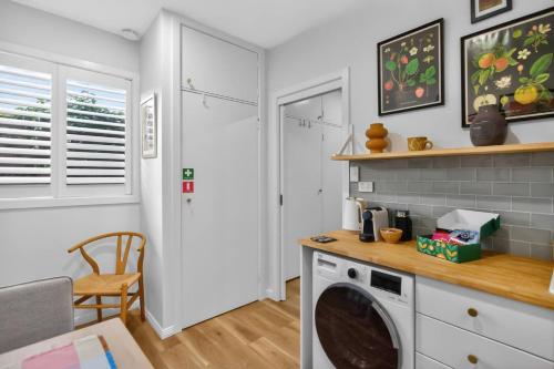 Facilities, The Little Erko - A Gateway to Sydney's Indie Heart in Newtown
